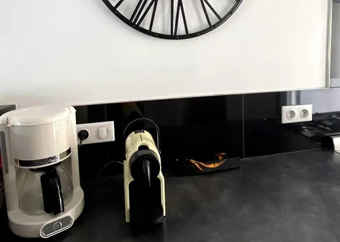 Lägenhet Spacieux Centre Aix Les Bains *