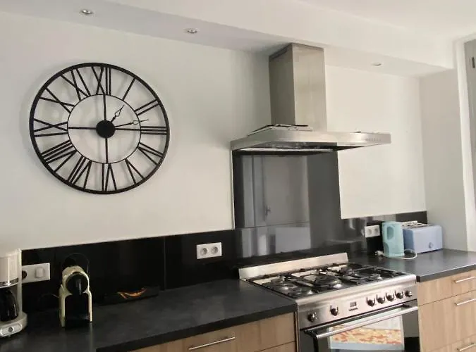 Lägenhet Spacieux Centre Aix Les Bains