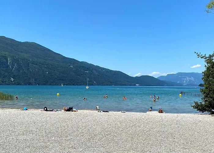 Lägenhet Spacieux Centre Aix Les Bains *